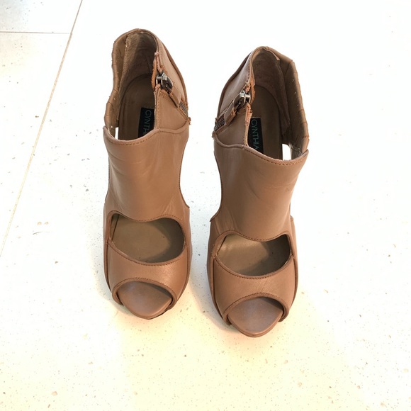 Cynthia Rowley brown leather high heel shoes - Picture 2 of 8